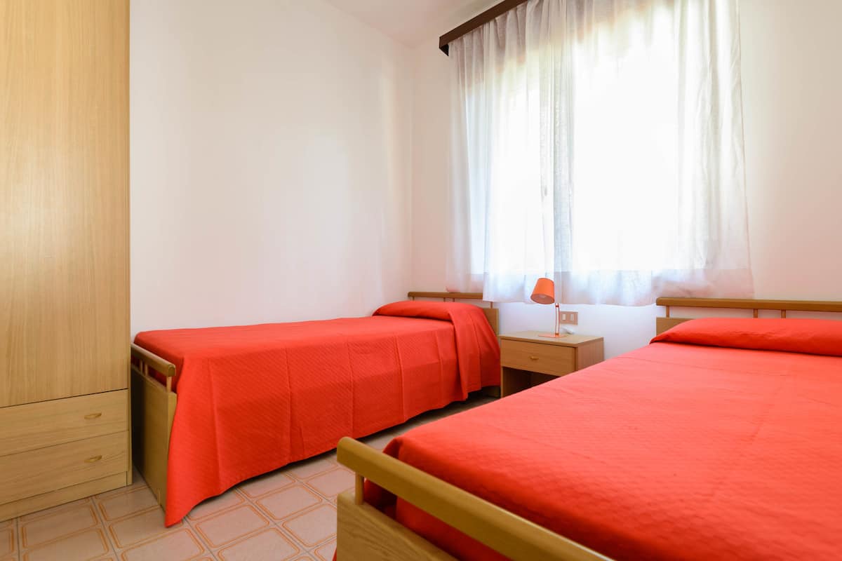 Cunas, wifi y ropa de cama