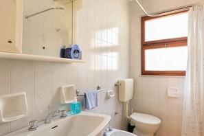 Dusche, Bidet