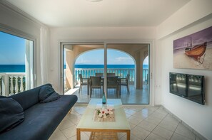 Familienapartment, Mehrere Betten, Nichtraucher | Zimmersafe, schallisolierte Zimmer, Bügeleisen/Bügelbrett