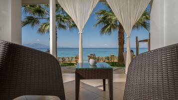 Monolocale familiare, 1 letto queen con divano letto, non fumatori | Vista dalla camera