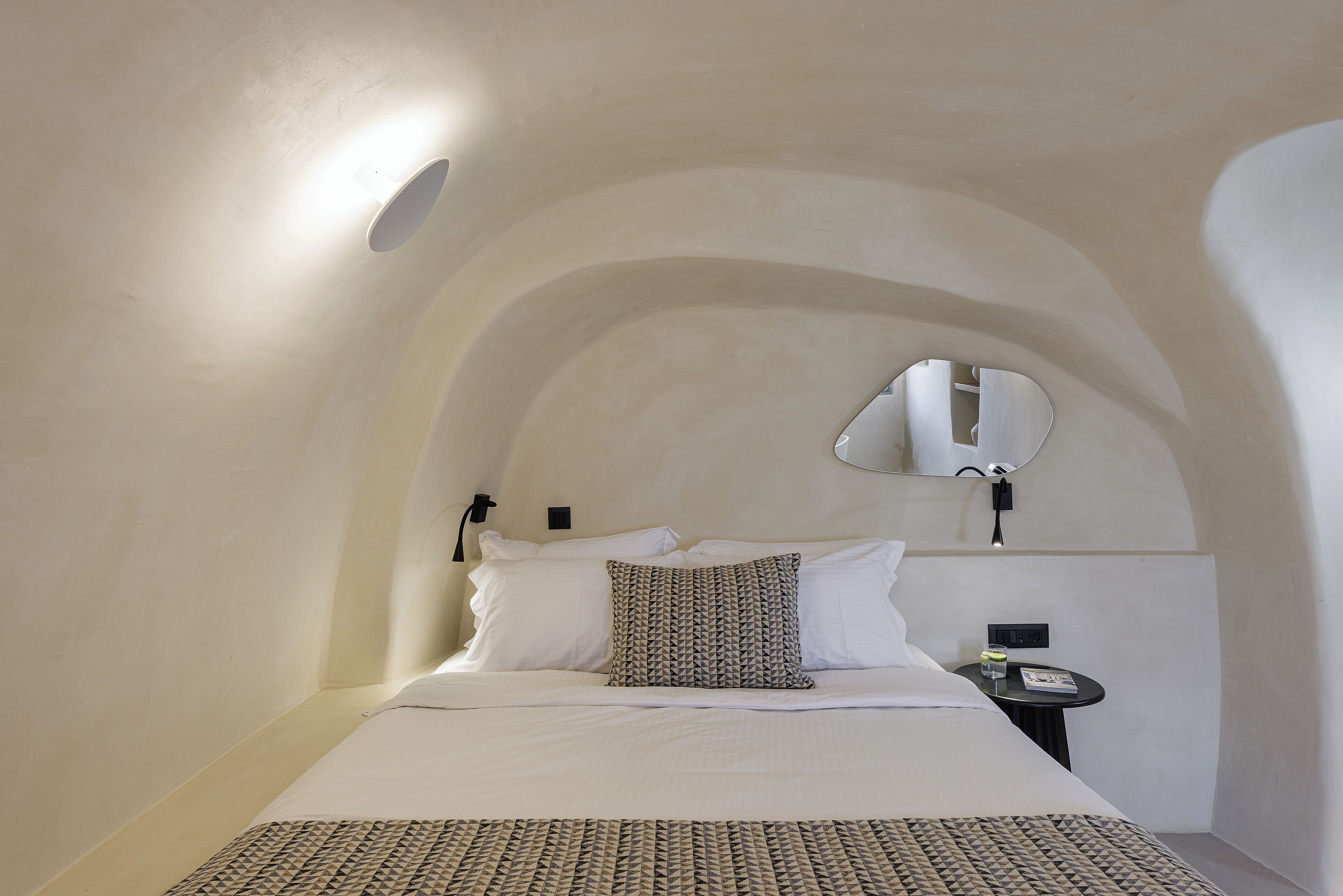 2 bedrooms, premium bedding, in-room safe, individually decorated