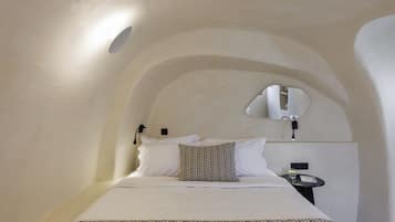 2 bedrooms, premium bedding, in-room safe, individually decorated