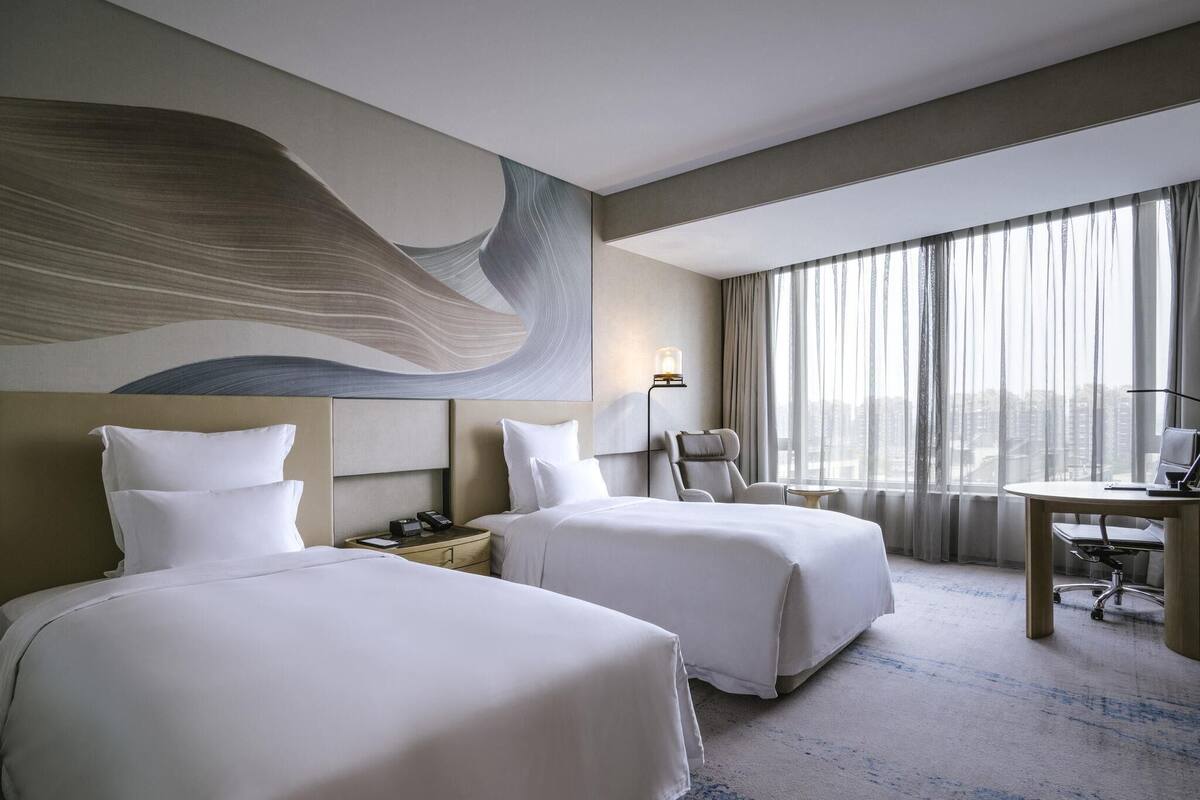 Minibar, in-room safe, desk, blackout drapes