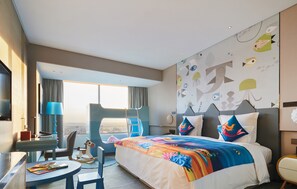 Family Room, 1 King Bed, City View (Premium) | Minibar, in-room safe, individually decorated, individually furnished