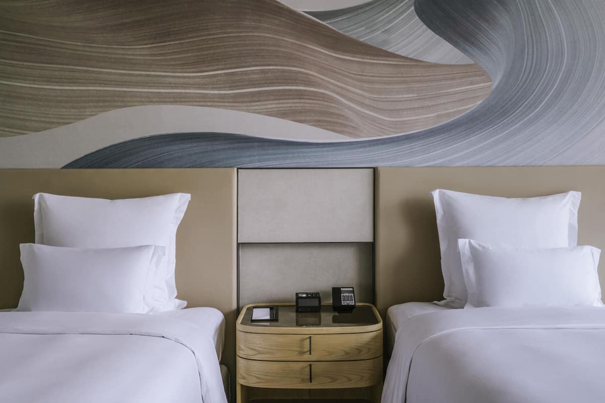 Minibar, in-room safe, individually decorated, individually furnished