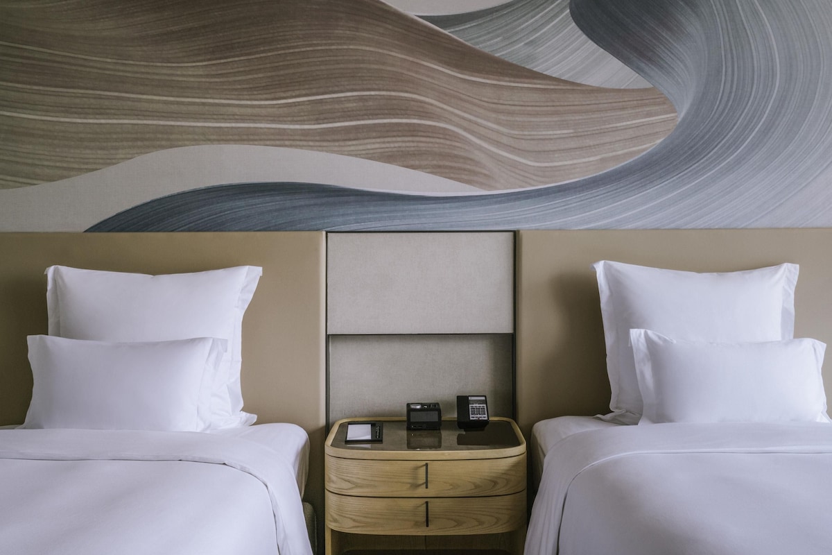 Minibar, in-room safe, desk, blackout drapes