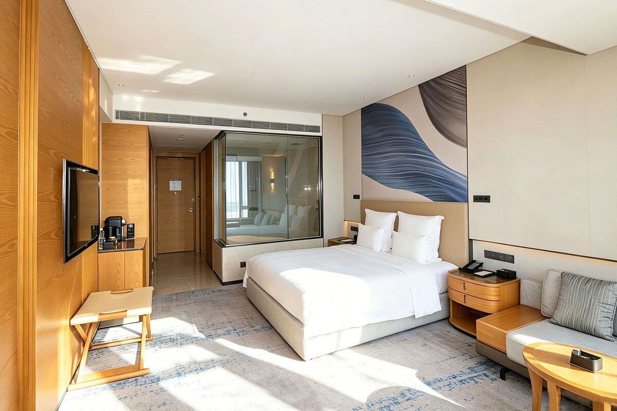 Minibar, in-room safe, desk, blackout drapes