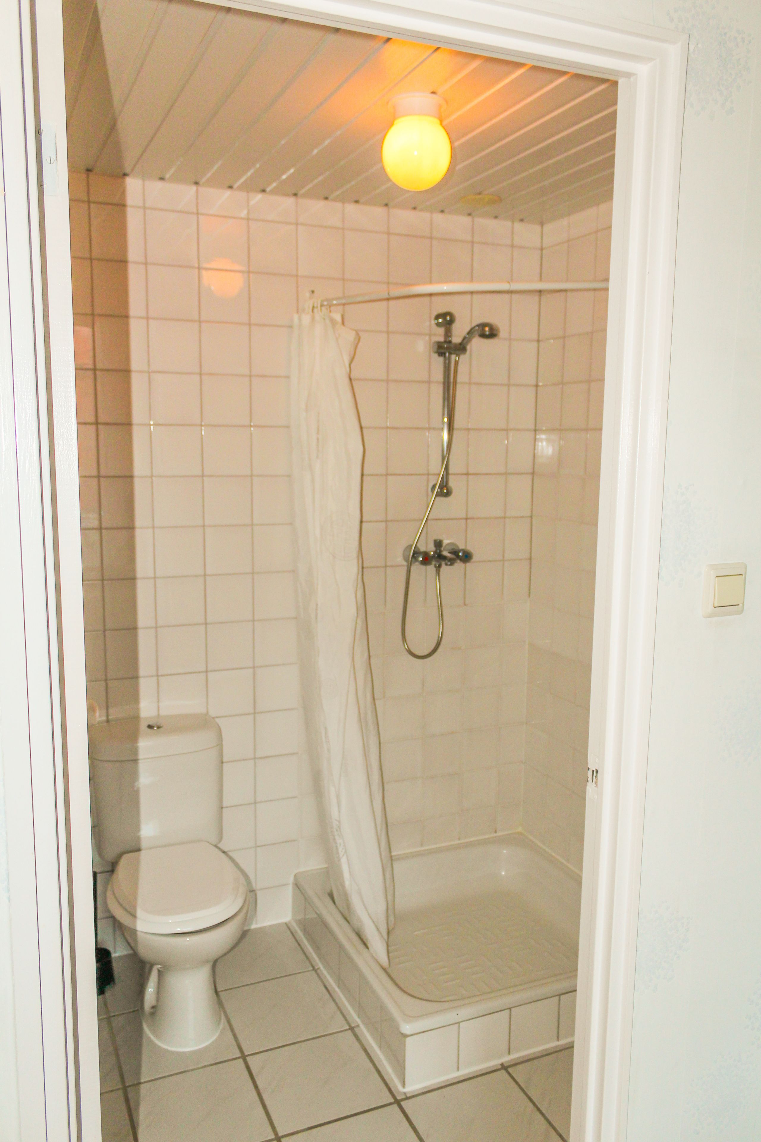 Doppelzimmer | Badezimmer | Dusche, Haartrockner, Handtücher