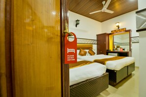 Double Room (Saver) | Free WiFi