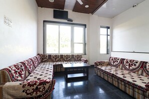 Khu tiếp khách ở sảnh