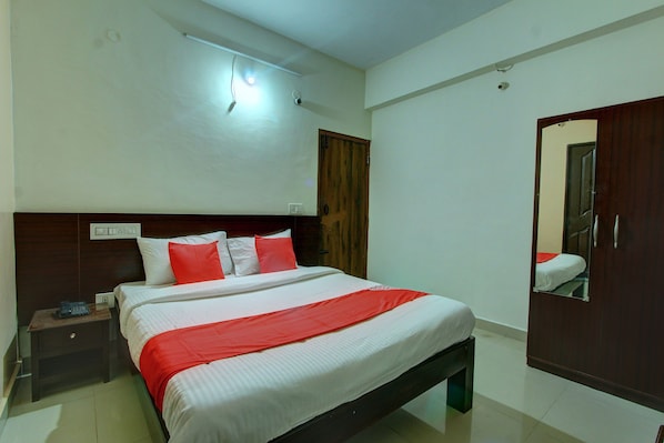 Double or Twin Room | Free WiFi