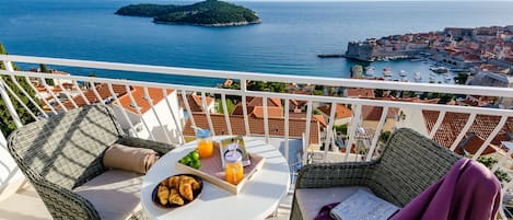 Apartment, 1 Schlafzimmer, Terrasse, Meerblick | Terrasse/Patio