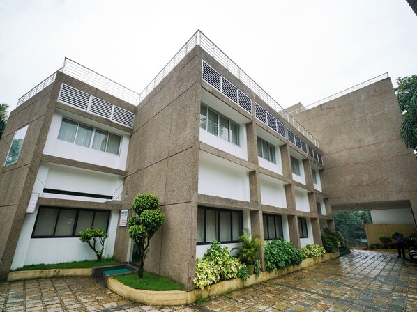 บริเวณภายนอก