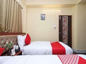 Bed sheets - OYO 18496 A Retro (Barasat)