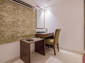 Interior - OYO Flagship 18252 Supreme Hotel Cuffe Parade (Mumbai)