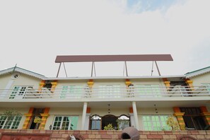 Exterior - OYO 4427 Hotel Gaylord (Ooty)