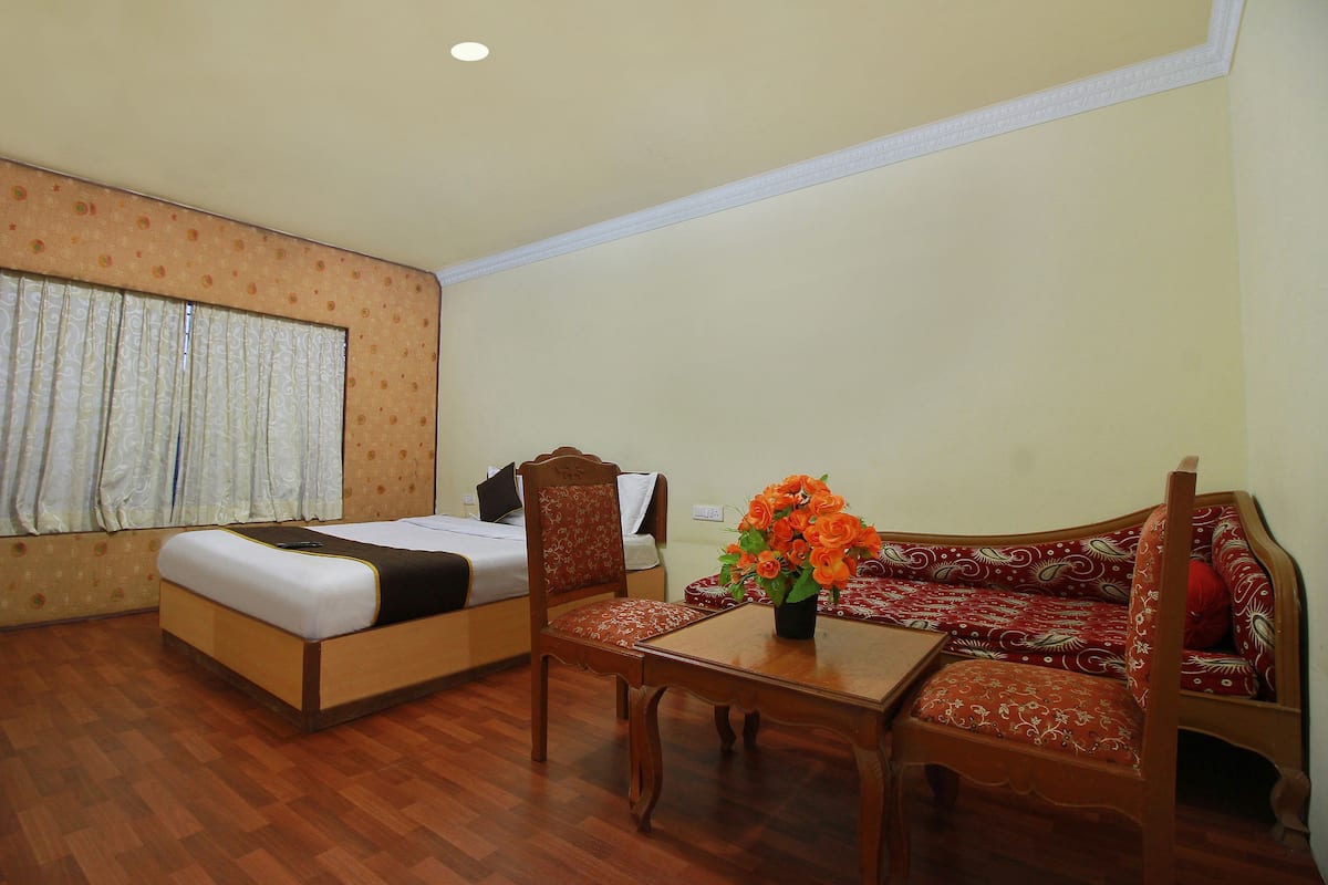 Deluxe Double or Twin Room, 1 Queen Bed