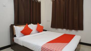 Habitación con 1 cama matrimonial o 2 individuales | Wifi gratis y ropa de cama