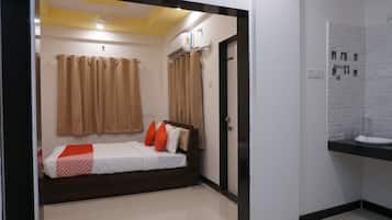 Double or Twin Room | Free WiFi, bed sheets