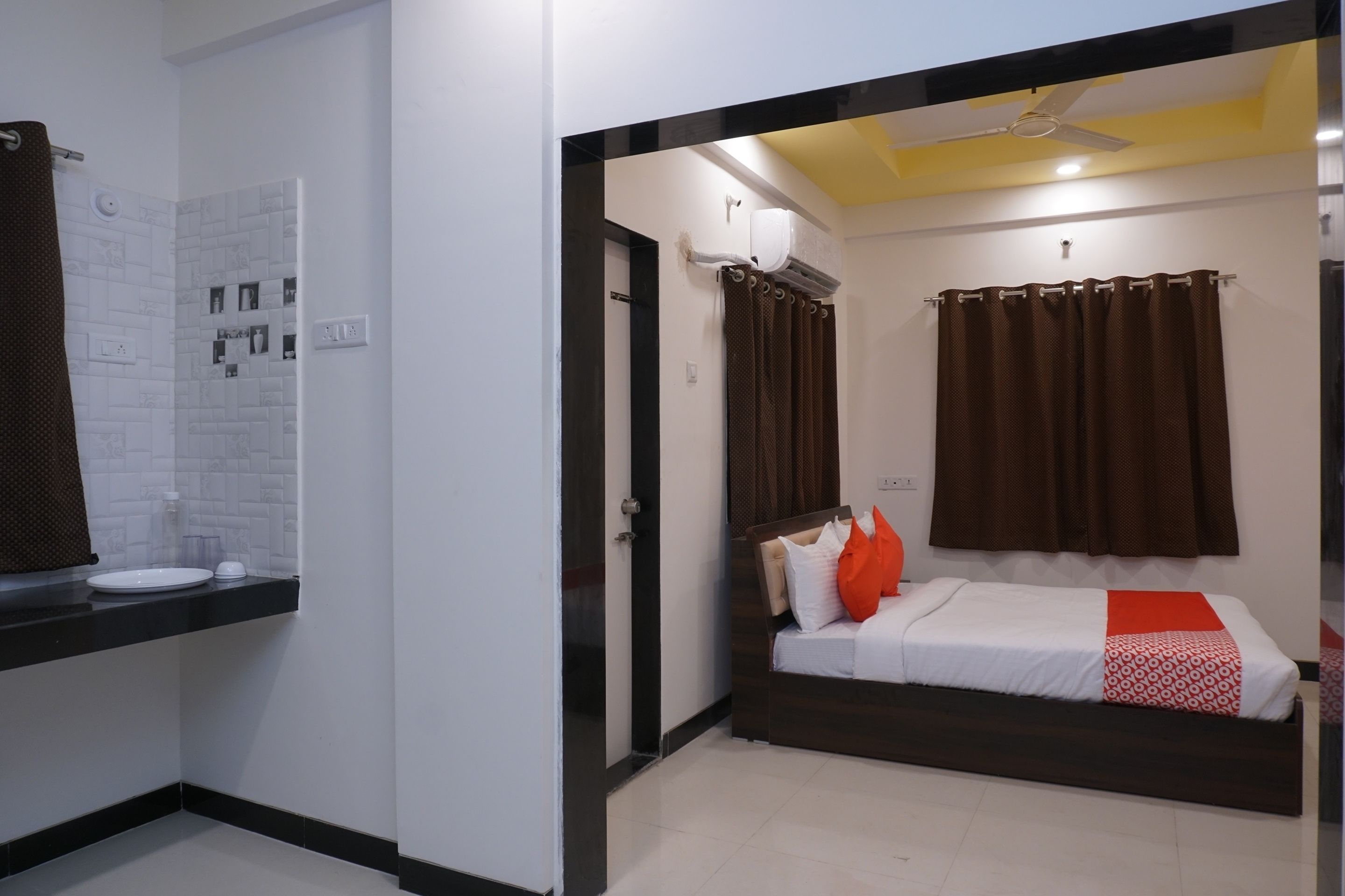 Double or Twin Room | Free WiFi, bed sheets