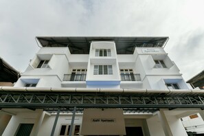 Exterior - OYO 18602 Home Spacious Stay Near Lulu Mall (Kanayannur)