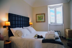 Standard-Doppelzimmer, mit Bad, Stadtblick (Le Spighe)