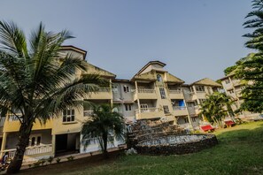 Exterior - OYO 22200 Home Pool View 1bhk Siolim (Siolim)