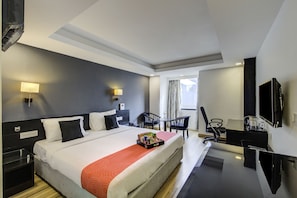 Premium bedding, free WiFi