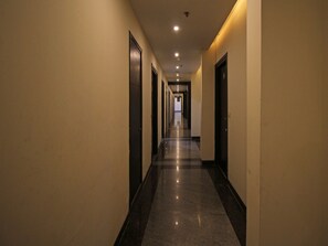 Lobby - Capital O 7331 Hotel Downtown (New Delhi)