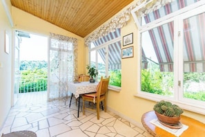 Terrace/patio - Guest House Kanjuo (Zupa dubrovacka)
