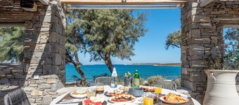 Paros Comfy Suites