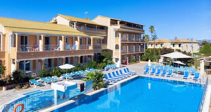 Kavos Plaza Hotel