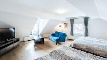Apartment, 2 Bedrooms | Hypo-allergenic bedding, in-room safe, desk, blackout drapes
