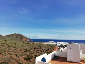 Property grounds - LARGE TERRACE 60 M2, SEA VIEWS. Wi-Fi exclusive (Isleta del Moro)