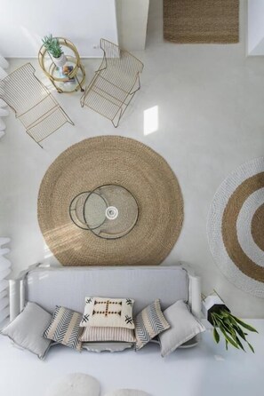 Luxury Villa, Hot Tub | Living area