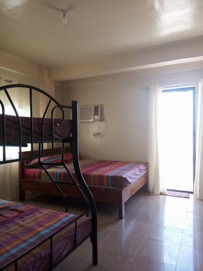 Rollaway beds