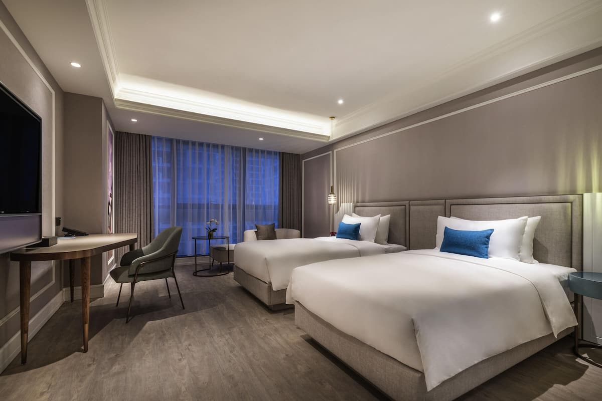 Deluxe-Zimmer, 2 Einzelbetten | Minibar, Zimmersafe, Schreibtisch, Verdunkelungsvorhänge