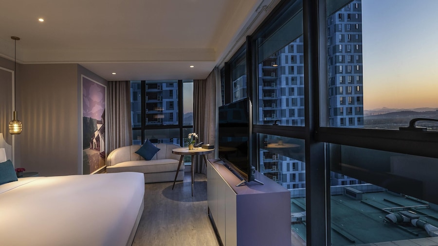 Mercure Hangzhou Xixi Future Tech City