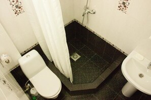 Family Room, Balcony | Bathroom | Shower, free toiletries, hair dryer, towels