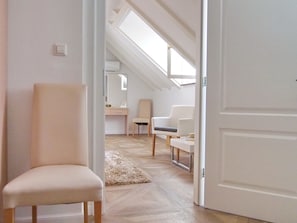 Suite, 2 chambres, vue mer | Vue de la chambre