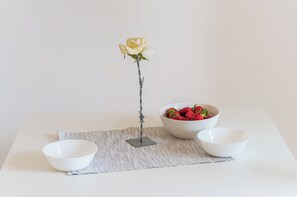 Apartamento (Comfort One-Bedroom Apartment with Te) | Sala de jantar