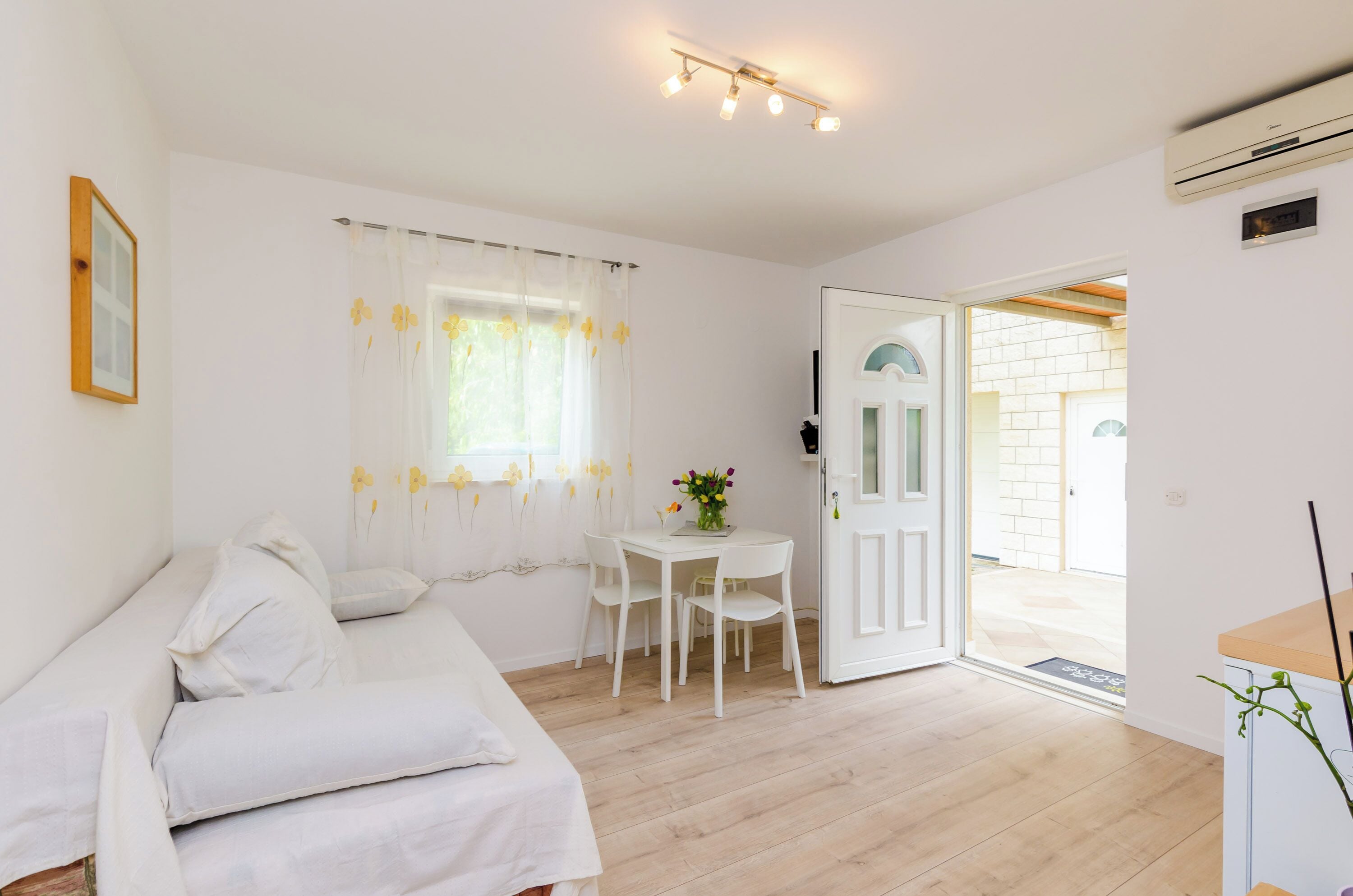 Appartamento (One-Bedroom Apartment with Terrace an) | Soggiorno | TV a schermo piatto