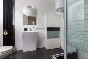 Bathroom - Apartments Luna (Dubrovnik)