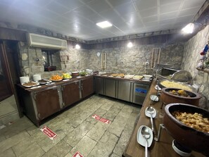 Breakfast, lunch, dinner served; local cuisine  - Ebrulu Konak - Special Class (Safranbolu)