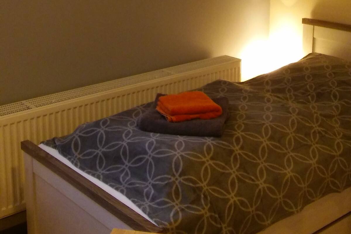 Apartment | Free WiFi, bed sheets