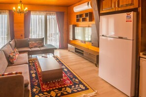 Villa | Wohnbereich | LCD-Fernseher