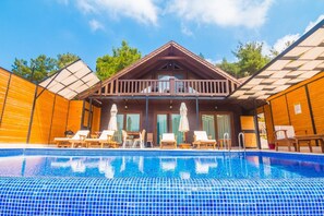 Mặt tiền nơi lưu trú