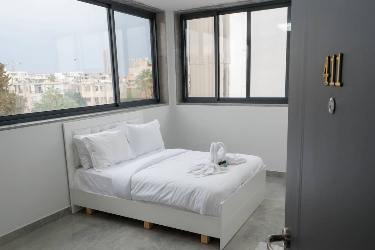 Deluxe Suite, 1 Double Bed, Non Smoking, City View | View from room