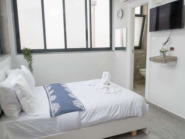 Apartamento exclusivo, 1 cama doble, no fumadores | Sábanas de algodón egipcio y ropa de cama de alta calidad