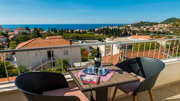 Apartment, 1 Bedroom, Balcony, Sea View | Balcony view
